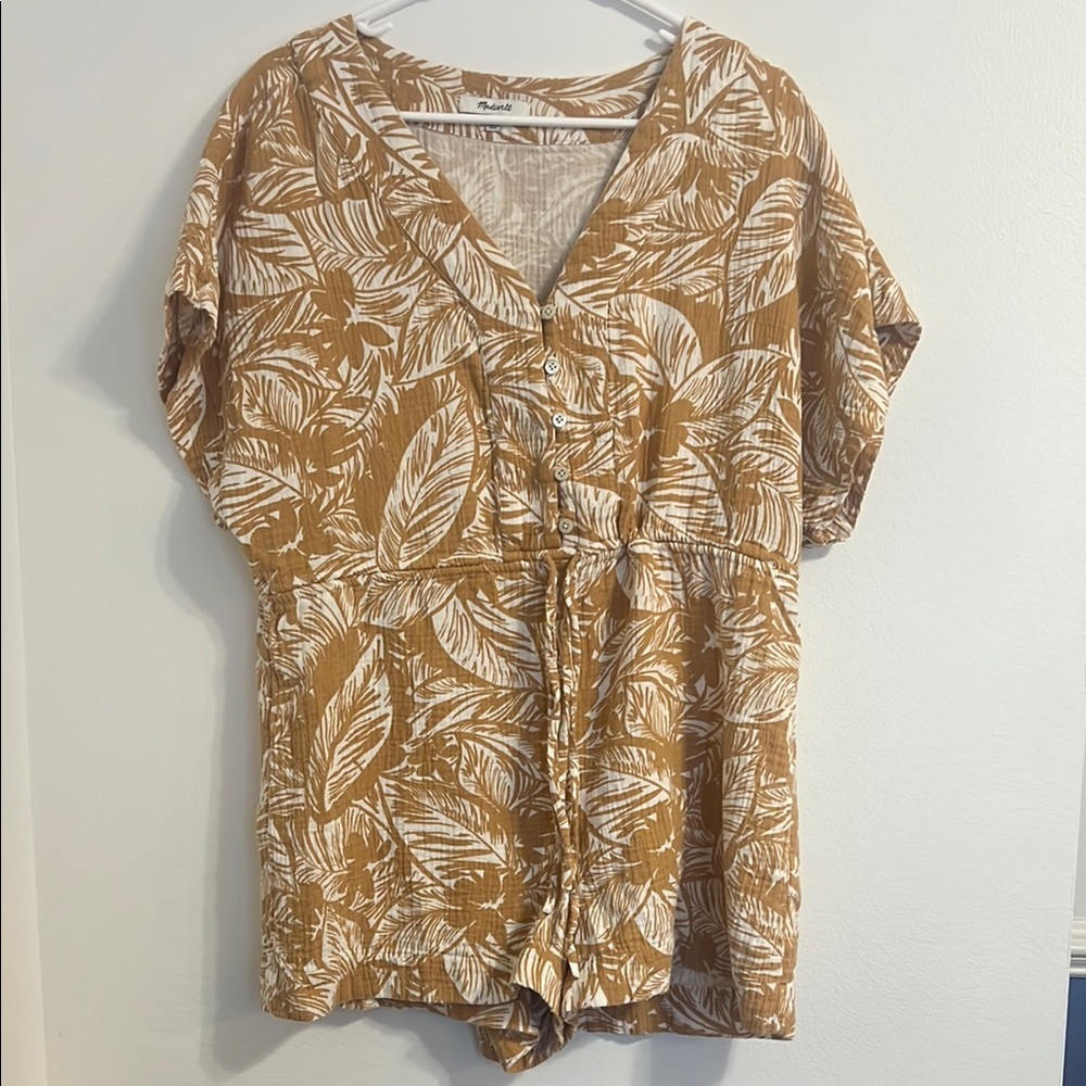 Madewell Tan and White adjustable romper